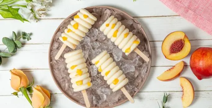 Paletas de Duraznos con Crema